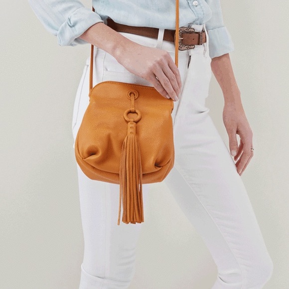 Hobo purse with tassel - used once! - Picture 2 of 8